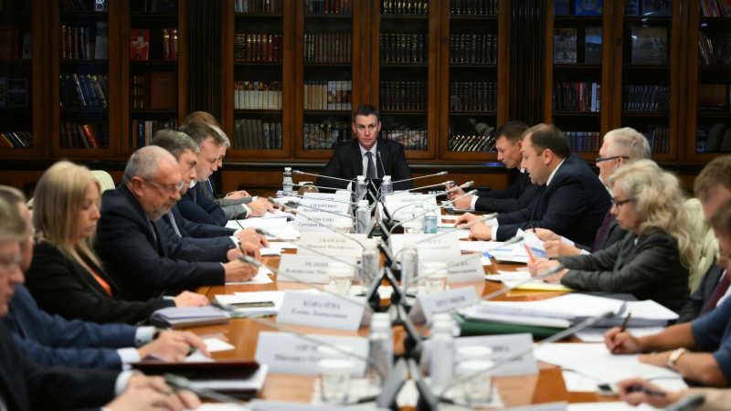 Патрушев призвал систематизировать работу в сфере охотничьих ресурсов