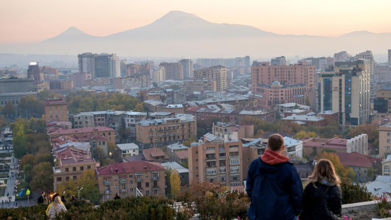 Посольство России поздравило Ереван с Днем города