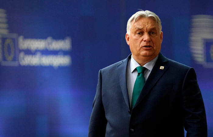 Орбан призвал Киев еще раз подумать над предложением о рождественском перемирии